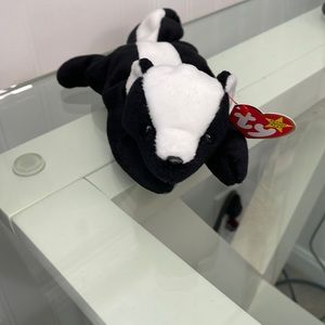 Stinky the Skunk Beanie Baby
